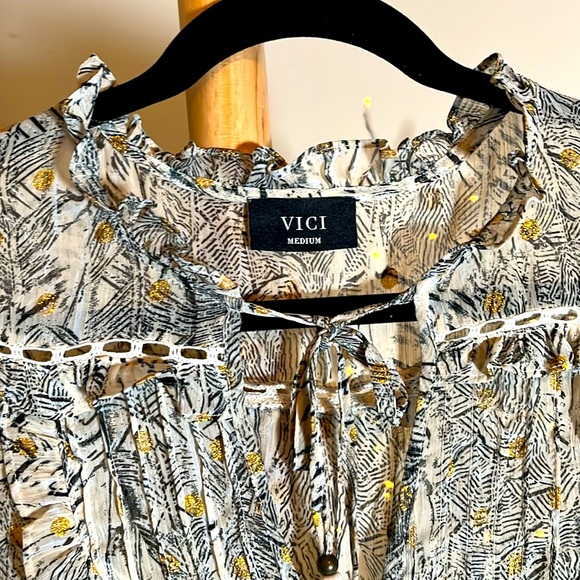 VICI M Light blue/black/cream w/gold thread polkadots.Ruffles on collar/sleeves. - Picture 3 of 7